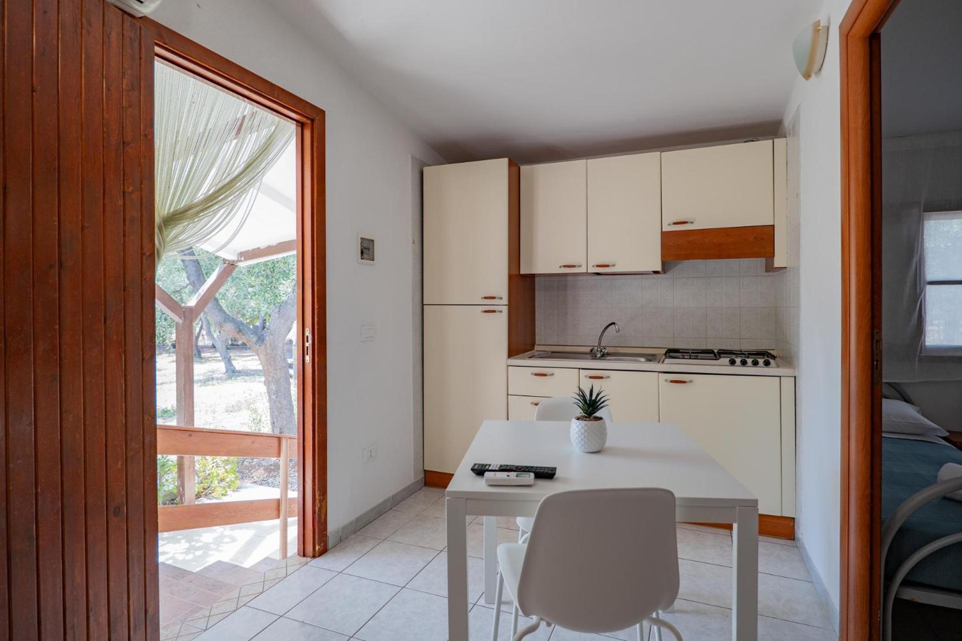 Residence Lido Dei Pini Матината Екстериор снимка