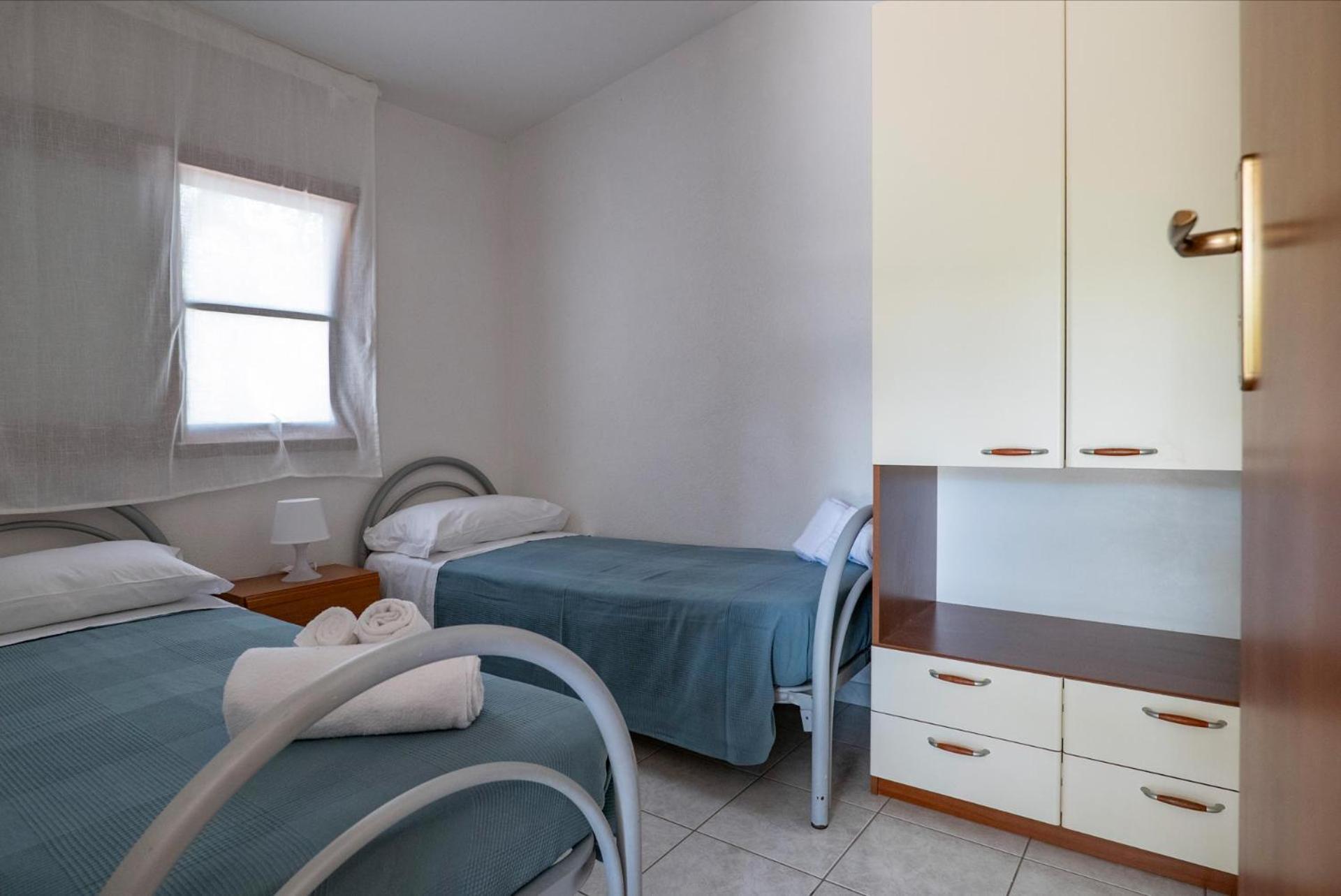 Residence Lido Dei Pini Матината Екстериор снимка